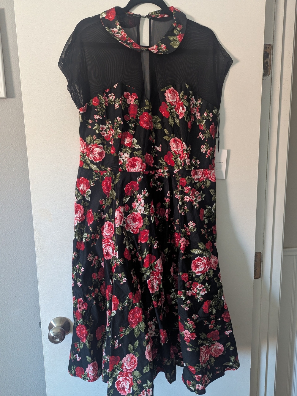 NWT Unique Vintage Floral Dress